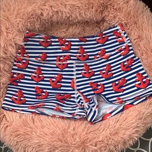 Savage barbell booty shorts